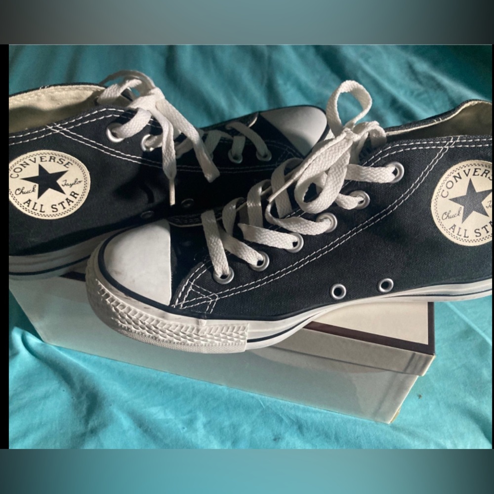 Converse All-Star Mid